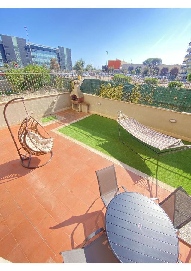 Sun Nest Apartment - Terrace & Garage Fiumicino Exterior photo